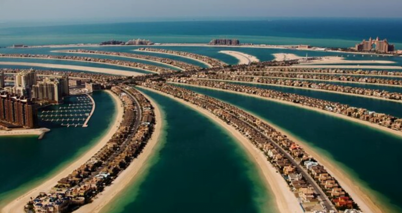 Vivre et investir à Palm Jumeirah : ce que vous devez savoir de cette île iconique de Dubaï